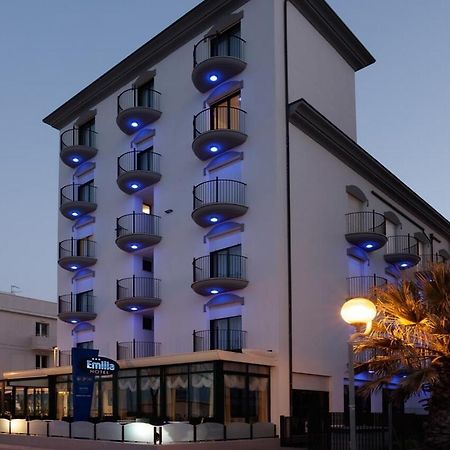 Hotel Emilia Rimini Buitenkant foto
