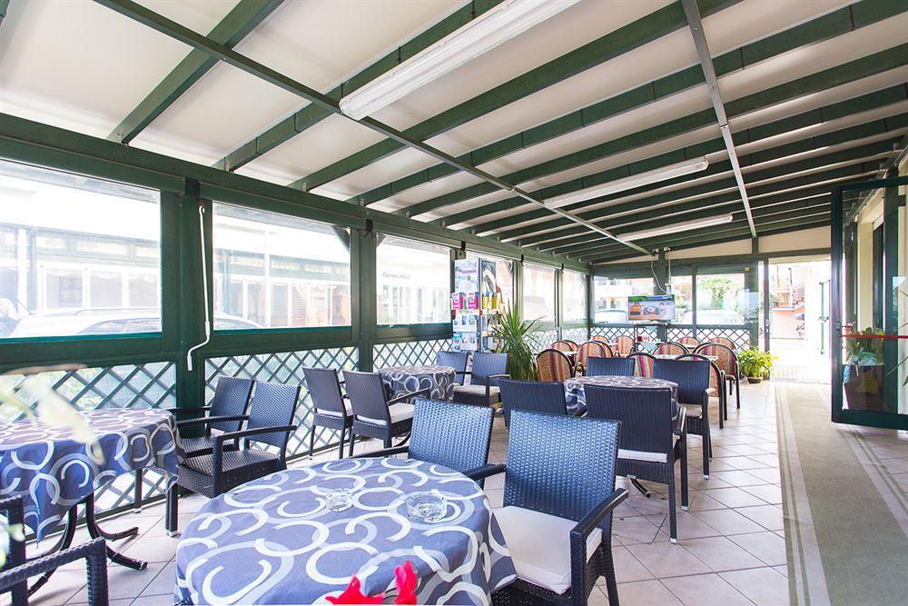Hotel Emilia Rimini Buitenkant foto